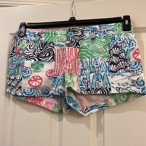 Lilly Pulitzer ladies shorts - Picture 1 of 9